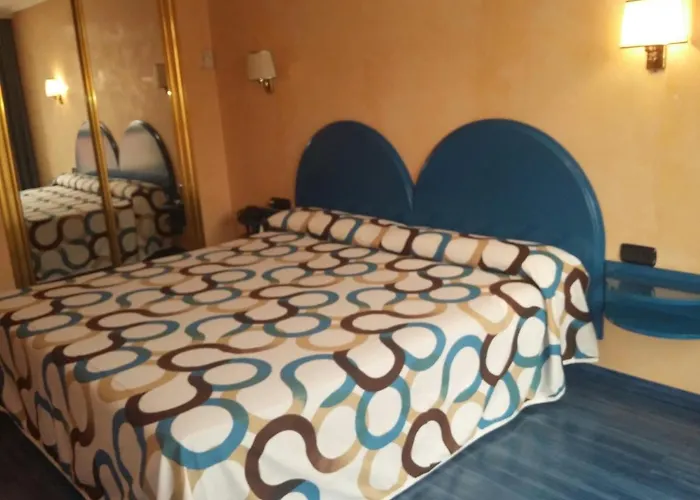 Villapaloma 라 비르헨 델 카미노