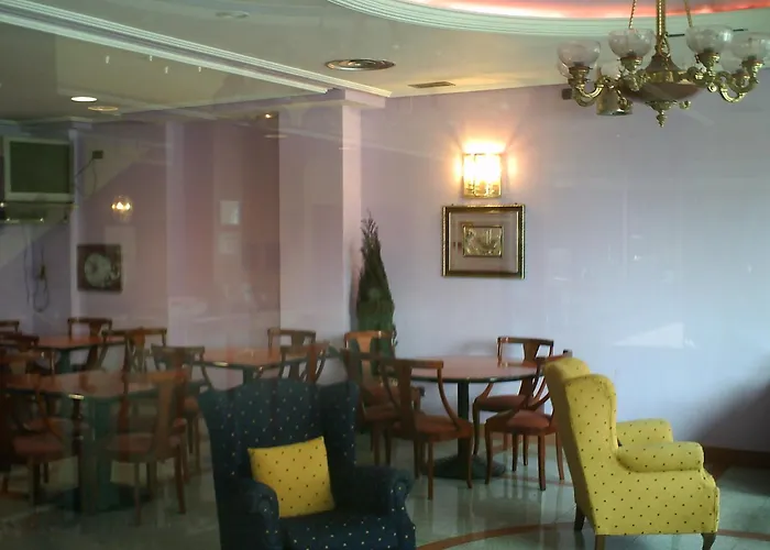 호텔 Villapaloma 2*