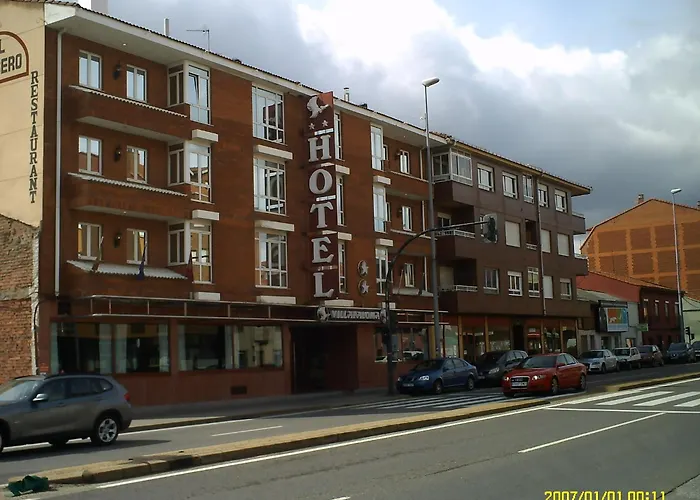 Villapaloma 호텔 2*